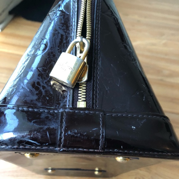 Authentic Louis Vuitton Alma PM - Picture 2 of 12